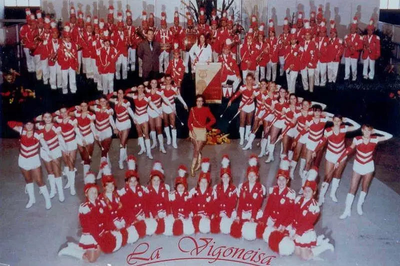 La Vigoneisa, la banda Folkloristica con Majorettes di Vigone